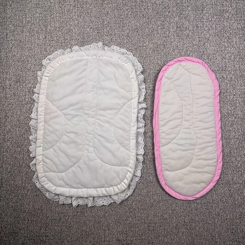 RARE Vintage 1983 OAA Inc Baby Nursery Quilt & Pad Set Pastel Patchwork Lace